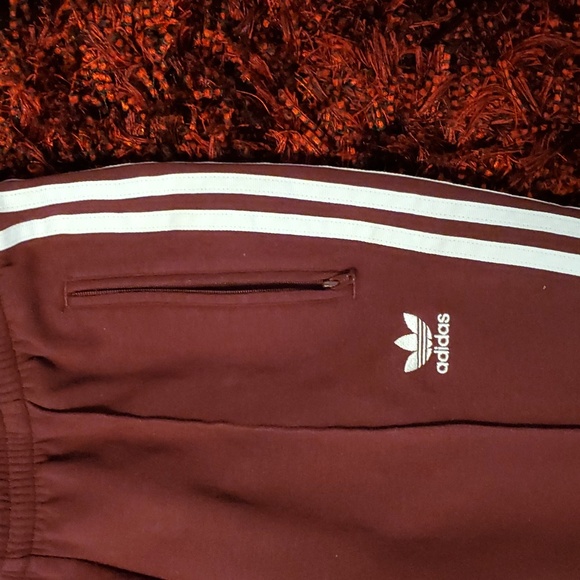 Adidas Men's Small Burgundy jogger - Picture 3 of 4